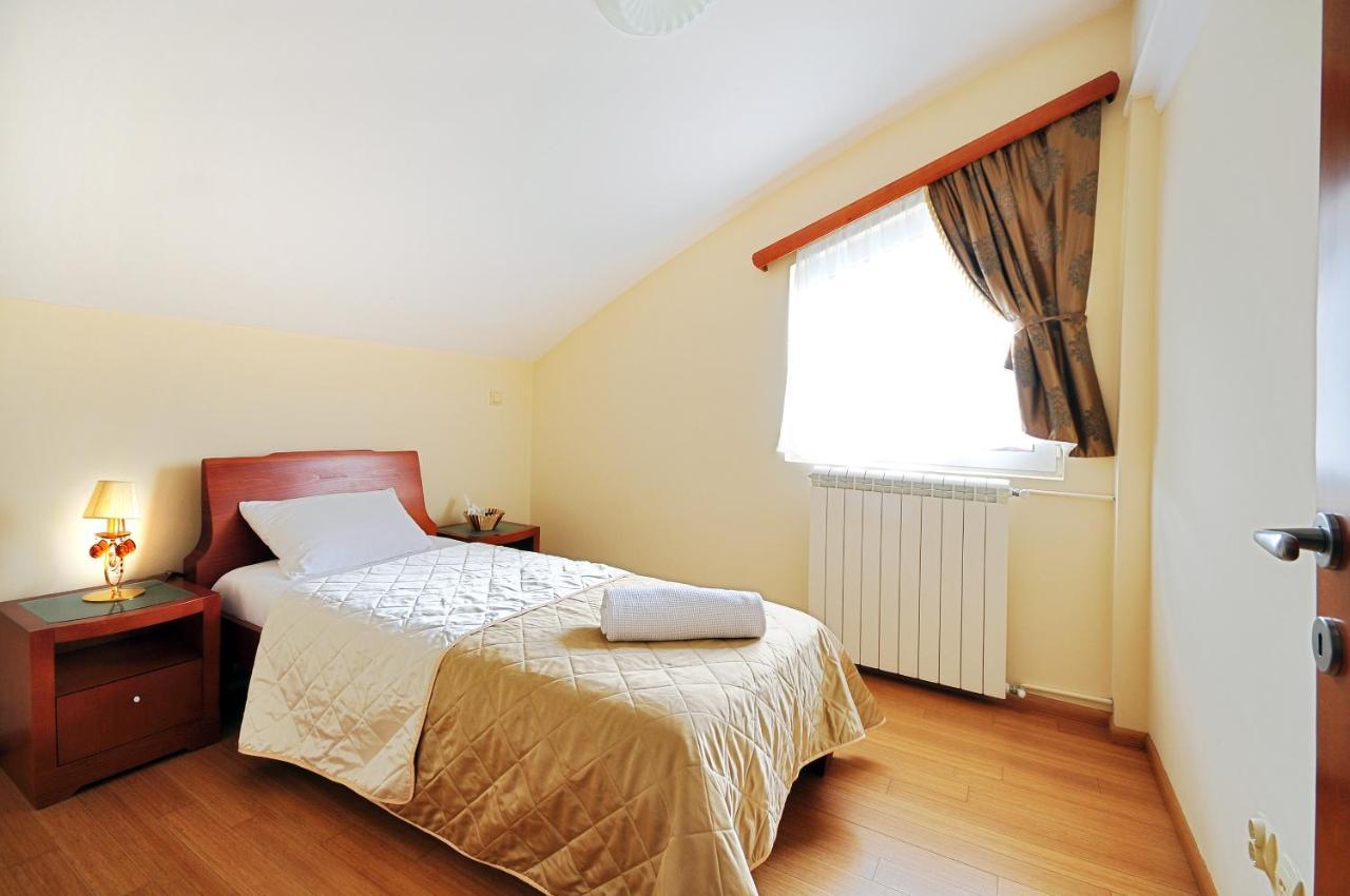 Sunny Hill Apartments & Aqua Park Vrnjačka Banja المظهر الخارجي الصورة
