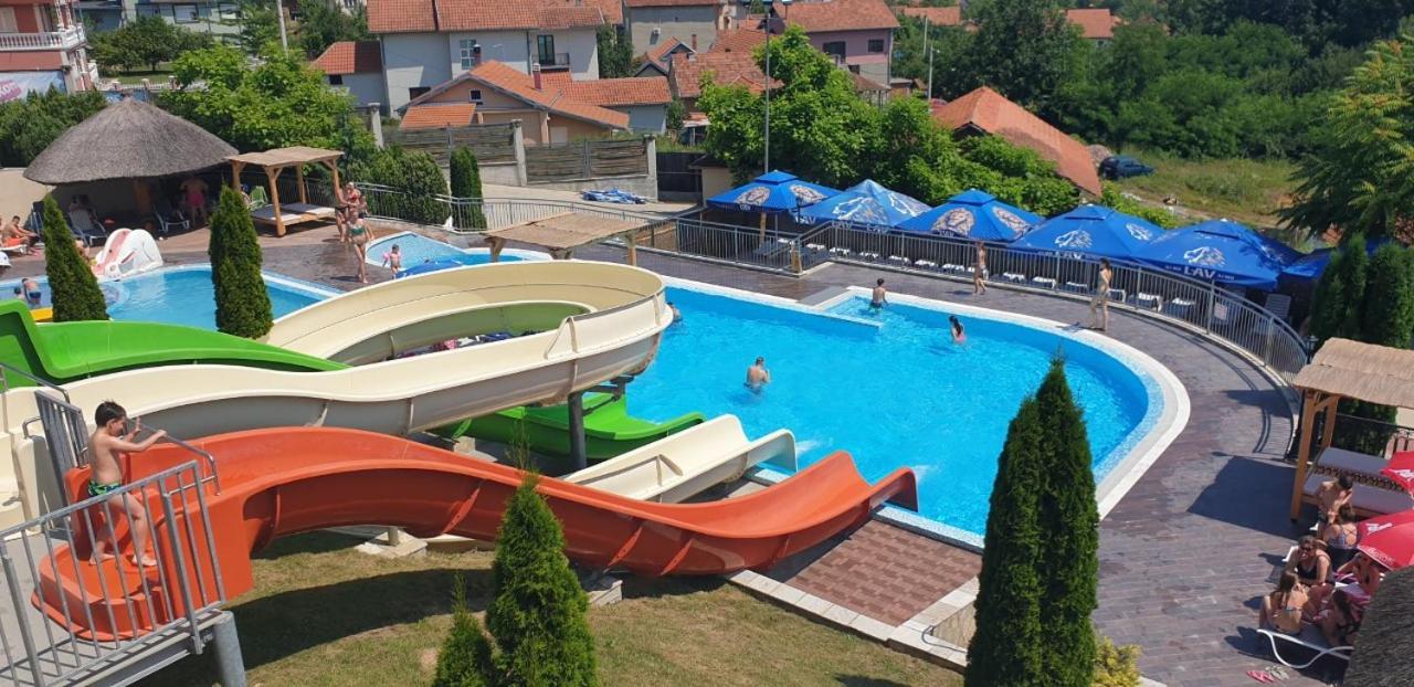 Sunny Hill Apartments & Aqua Park Vrnjačka Banja المظهر الخارجي الصورة