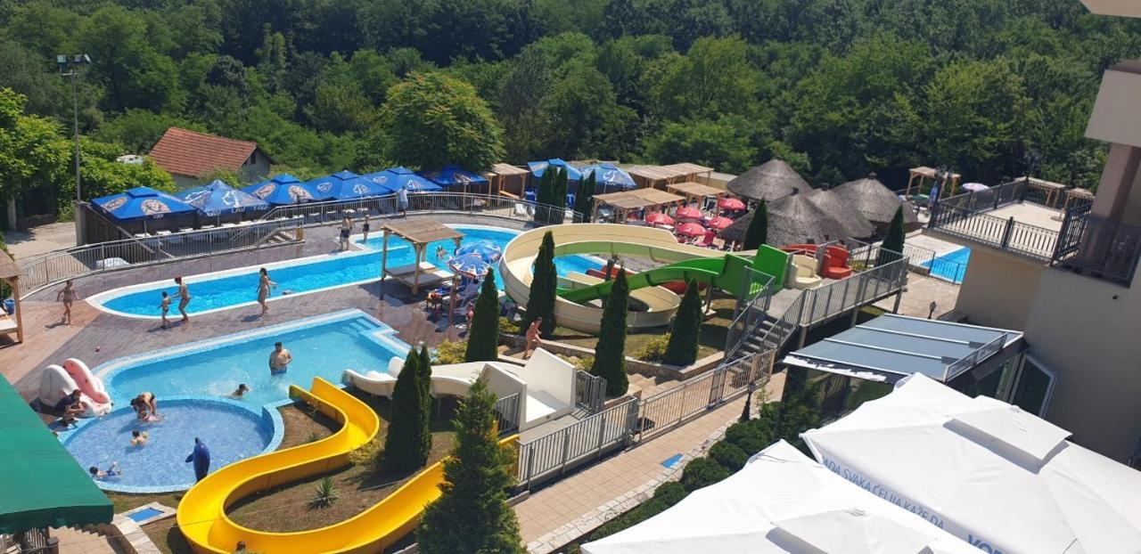 Sunny Hill Apartments & Aqua Park Vrnjačka Banja المظهر الخارجي الصورة