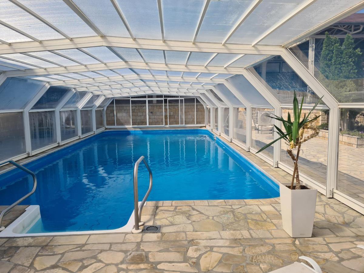 Sunny Hill Apartments & Aqua Park Vrnjačka Banja المظهر الخارجي الصورة